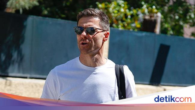 Masih Pakai Formasi 3-4-3 di Madrid, Xabi?